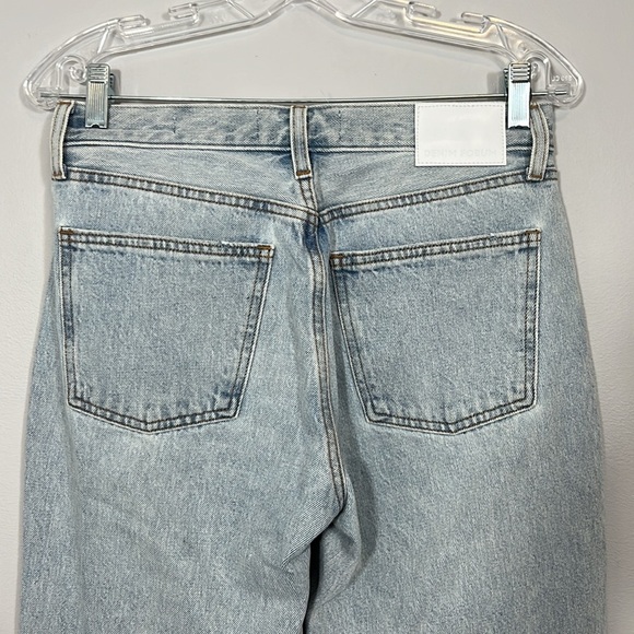 Aritzia Denim Forum the 90’s
Joni low rise loose jeans size 26 - Picture 3 of 9